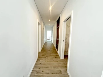 Moradia T4 para Venda em Sesimbra (Castelo)