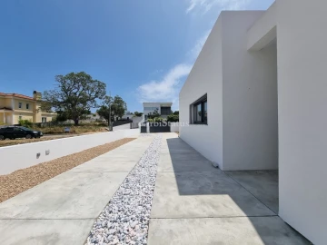 Moradia T4 para Venda em Sesimbra (Castelo)