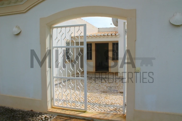 Moradia T5 para Venda em Alvor Foto 45