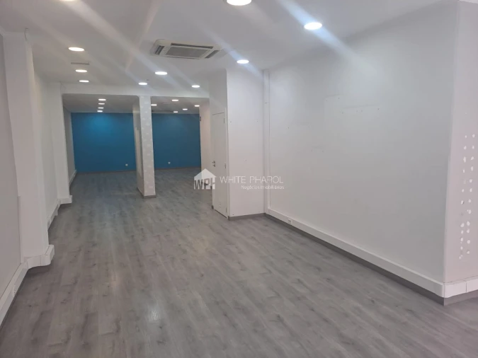 Loja para Venda em Areeiro Foto 3