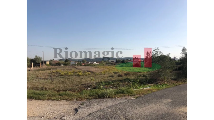 Terreno para Venda em Alcoentre