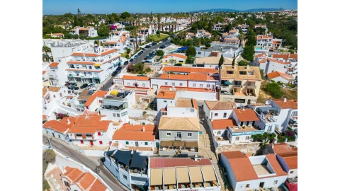 Moradia T4 para Venda em Lagoa e Carvoeiro