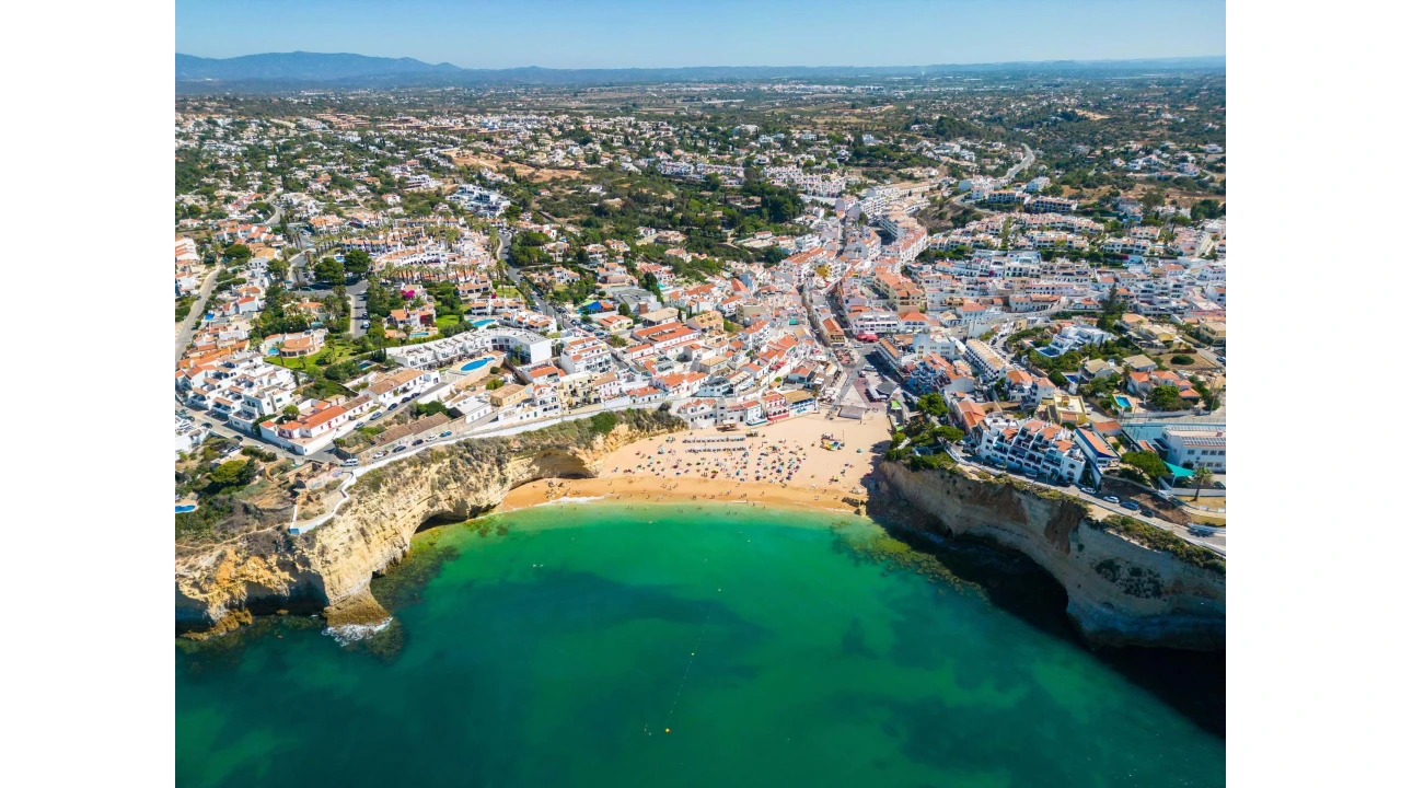 Moradia T4 para Venda em Lagoa e Carvoeiro Foto 33