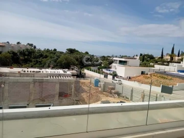Moradia T3 para Venda em Lagoa e Carvoeiro