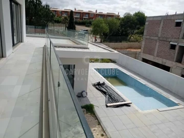 Moradia T3 para Venda em Lagoa e Carvoeiro