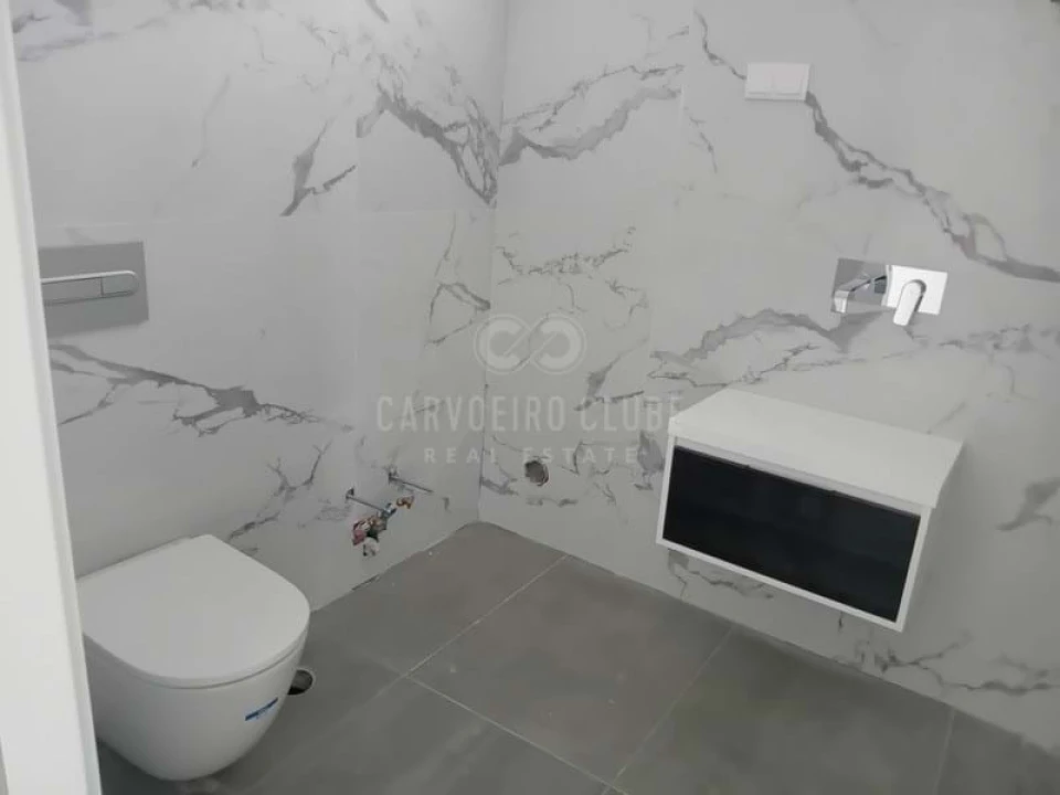 Moradia T3 para Venda em Lagoa e Carvoeiro Foto 3