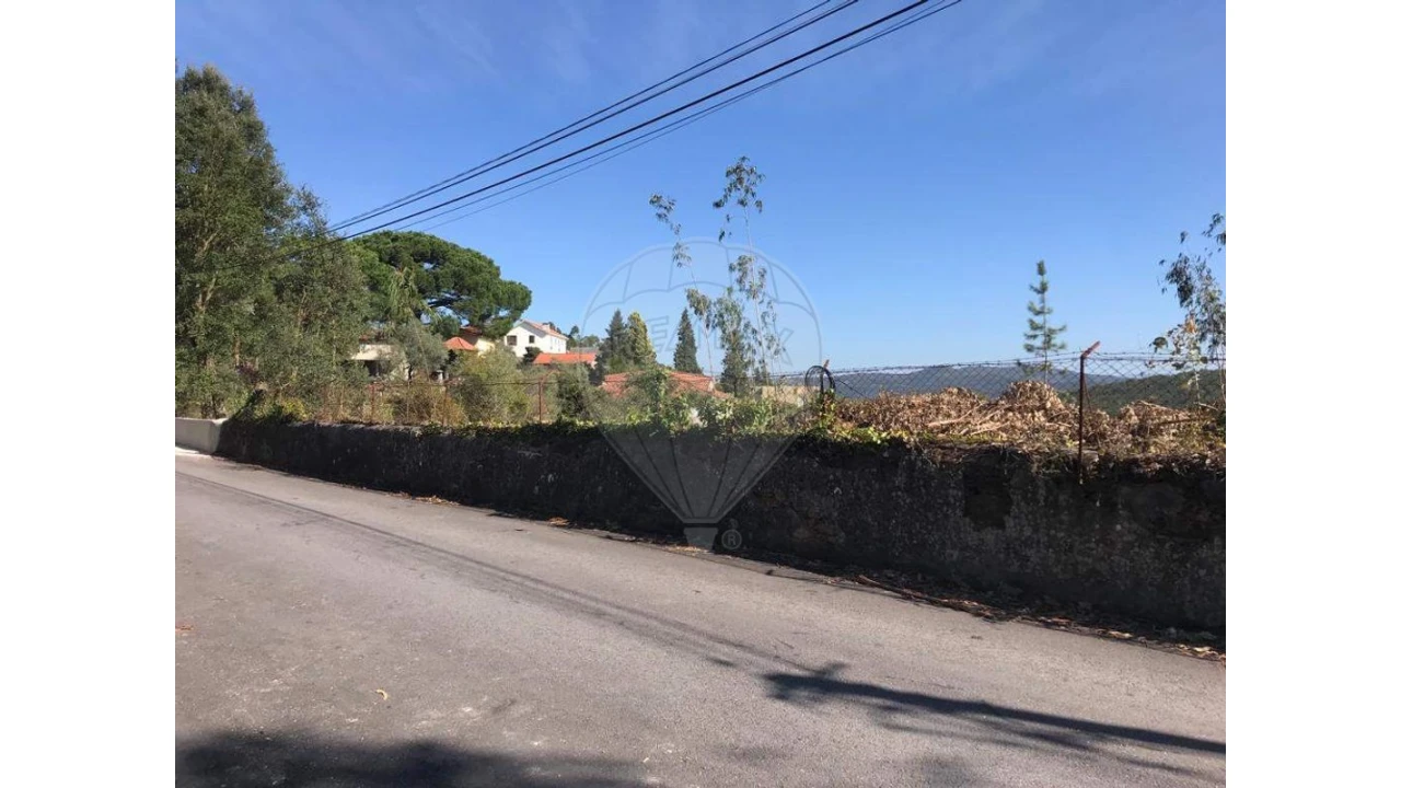 Terreno para Venda em Canedo, Vale e Vila Maior Foto 2