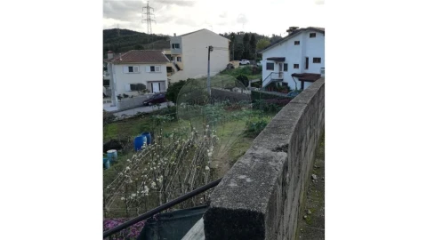 Terreno para Venda em Foz do Sousa e Covelo