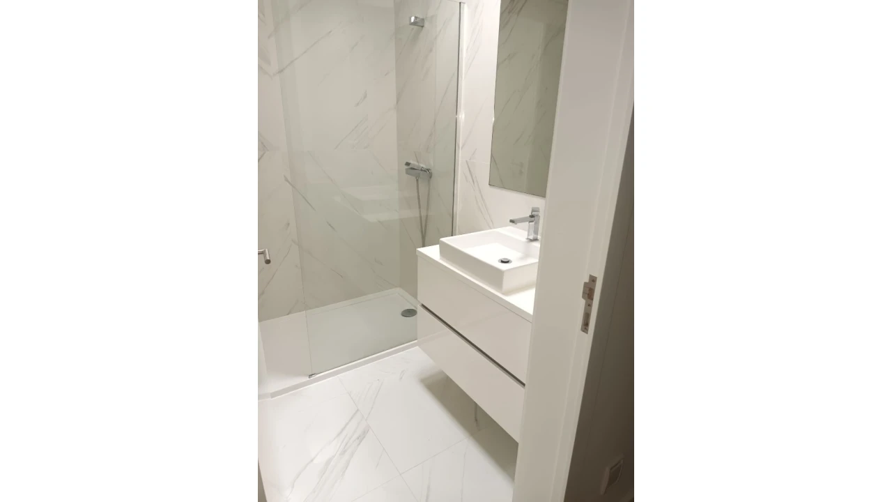 Moradia T4 para Venda em Creixomil Foto 13