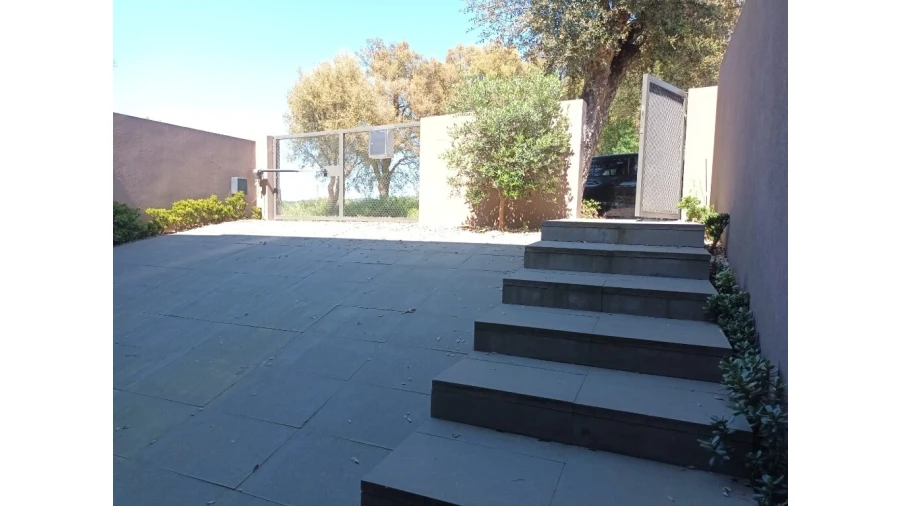 Moradia T4 para Venda em Creixomil Foto 16