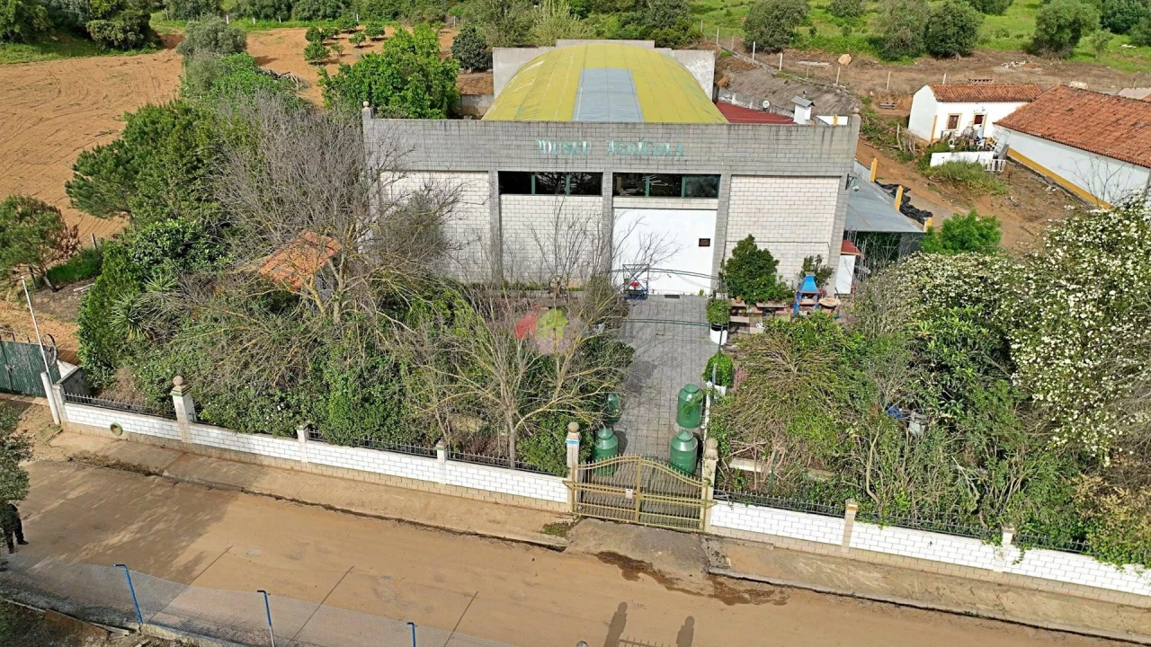 Armazém para Venda em Nossa Senhora da Vila, Nossa Senhora do Bispo e Silveiras Foto 3