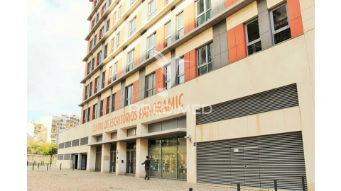 Escritório para Arrendamento em Olivais