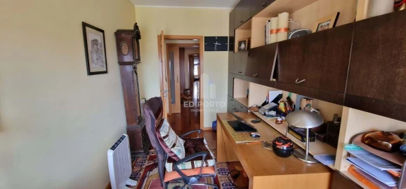 Apartamento T5 para Venda em Santa Marinha e São Pedro da Afurada