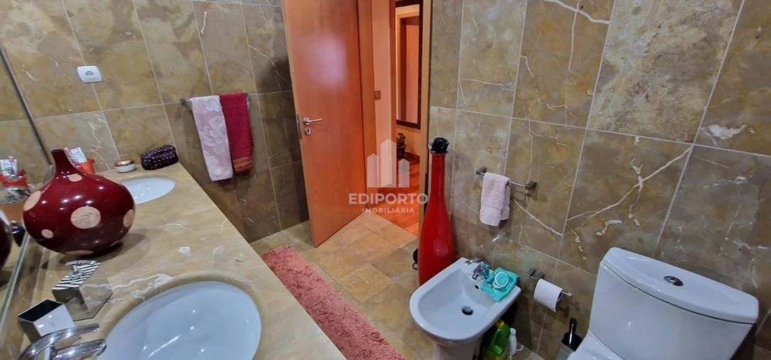 Apartamento T5 para Venda em Santa Marinha e São Pedro da Afurada Foto 19