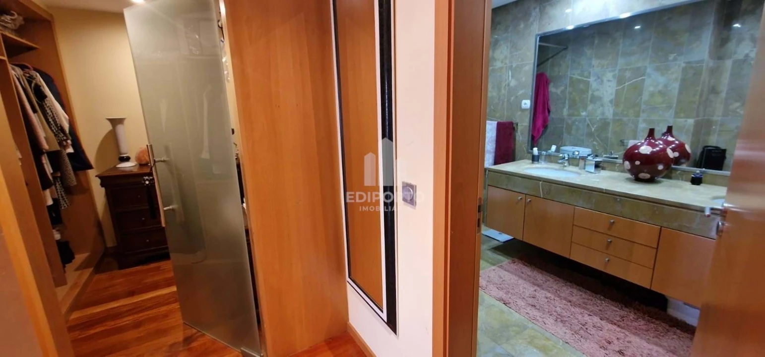 Apartamento T5 para Venda em Santa Marinha e São Pedro da Afurada Foto 18