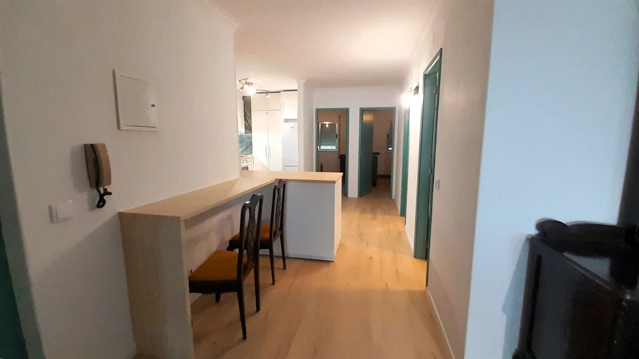 Apartamento T0 para Venda em Vila Praia de Ancora Foto 2