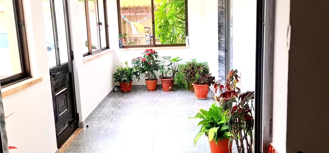 Moradia T4 para Venda em Reguengo Grande Foto 8