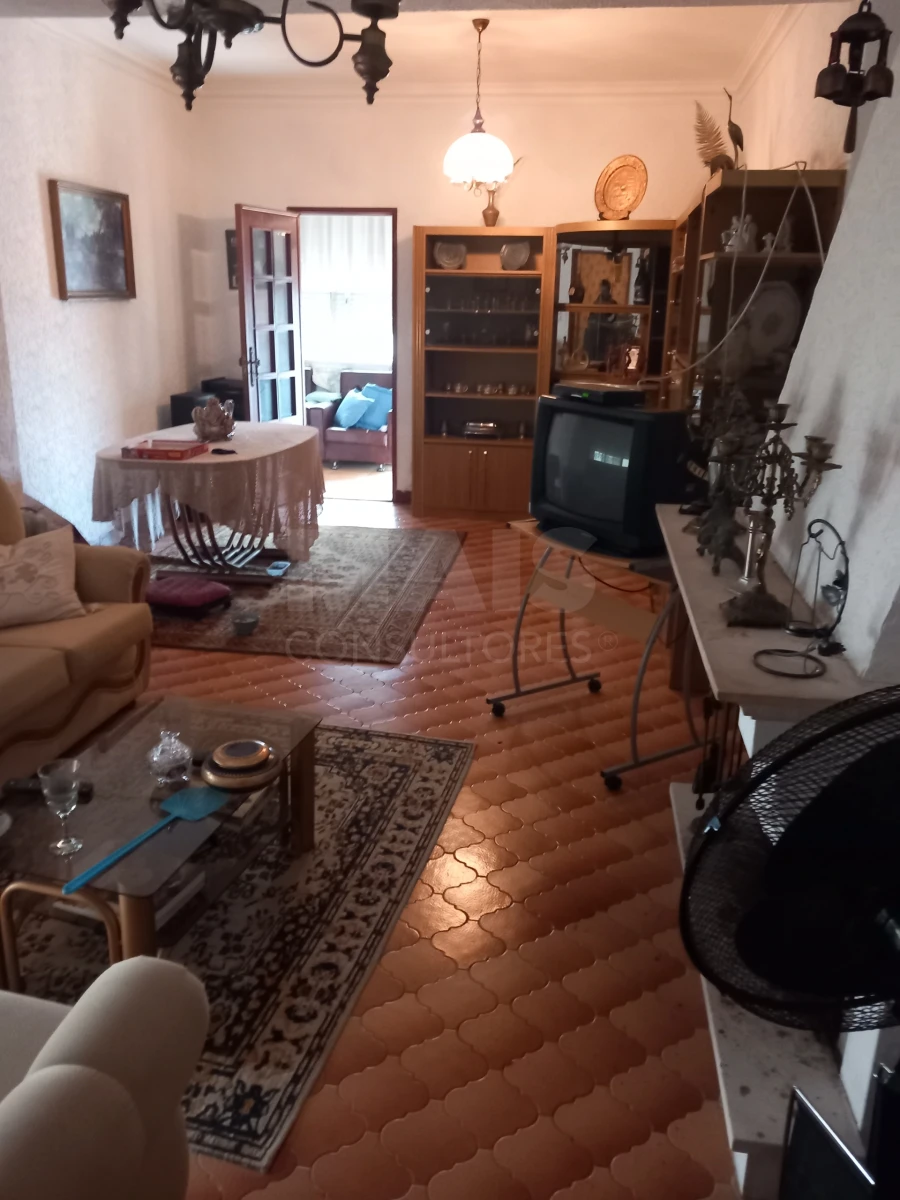 Moradia T4 para Venda em Olaia e Paço Foto 3