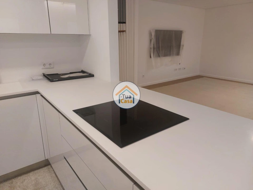 Apartamento T2 para Venda em Viseu Foto 21