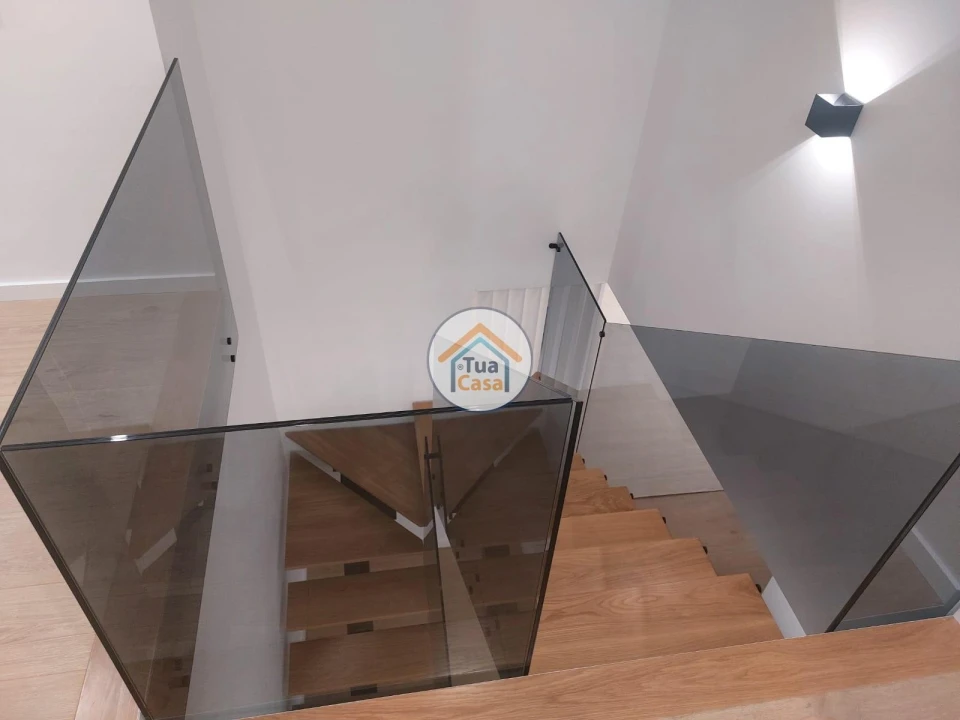 Apartamento T2 para Venda em Viseu Foto 20