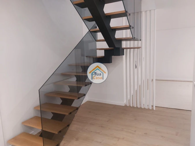 Apartamento T2 para Venda em Viseu Foto 5