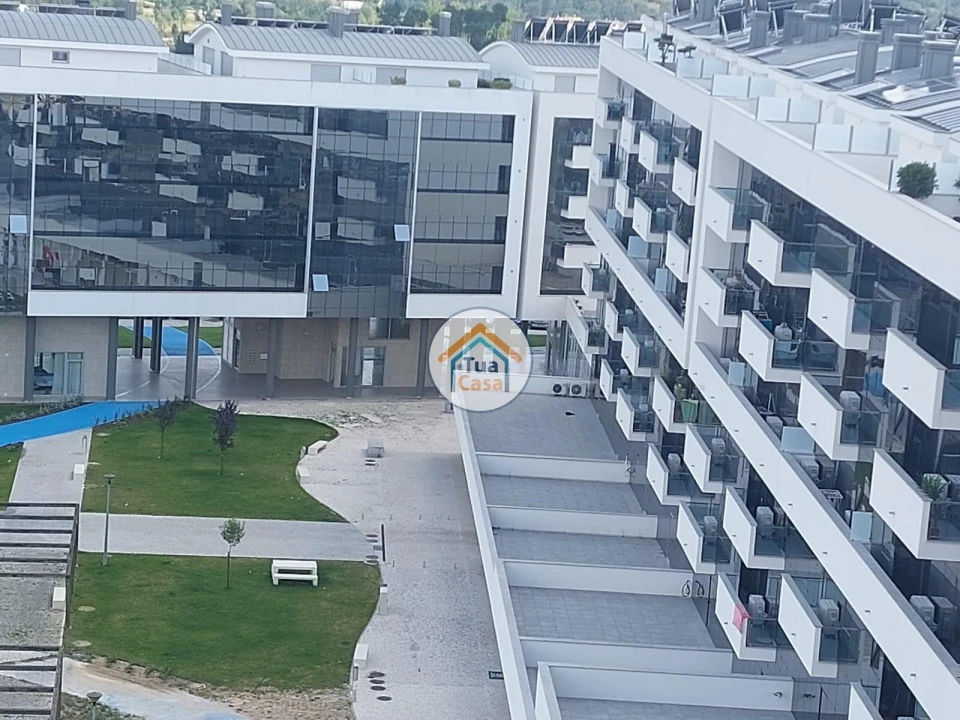 Apartamento T2 para Venda em Viseu Foto 24