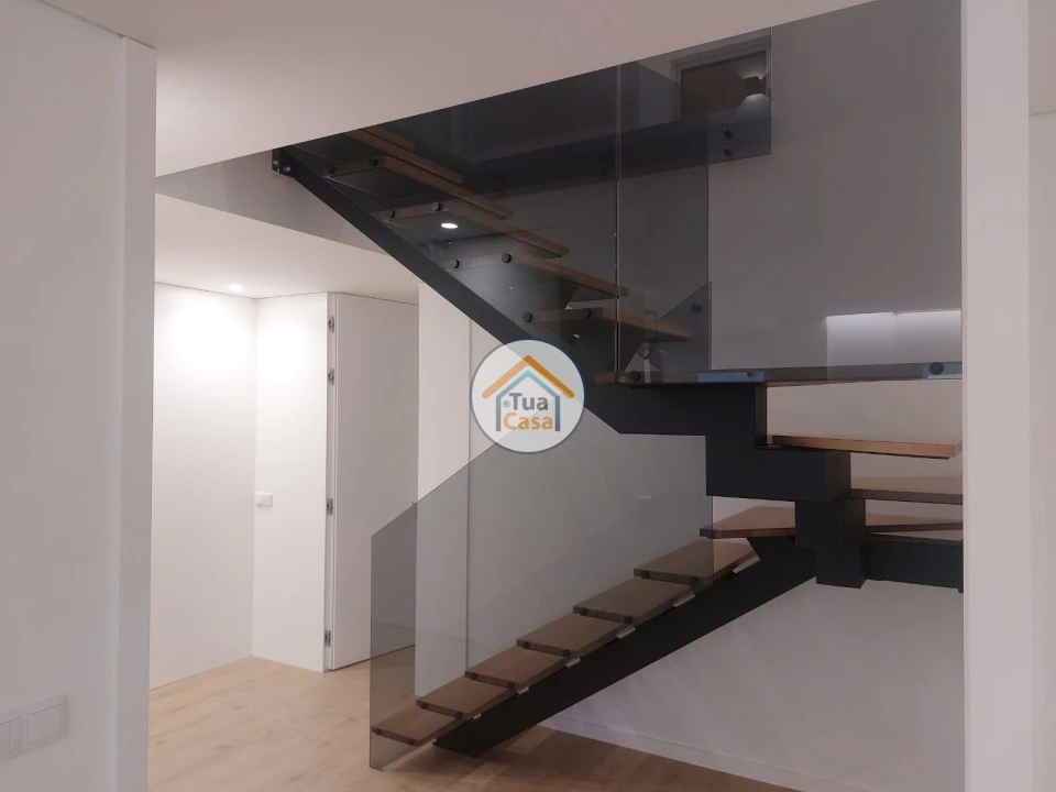 Apartamento T2 para Venda em Viseu Foto 15