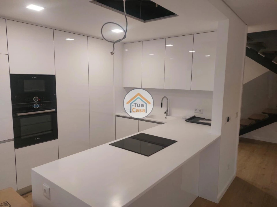 Apartamento T2 para Venda em Viseu Foto 13