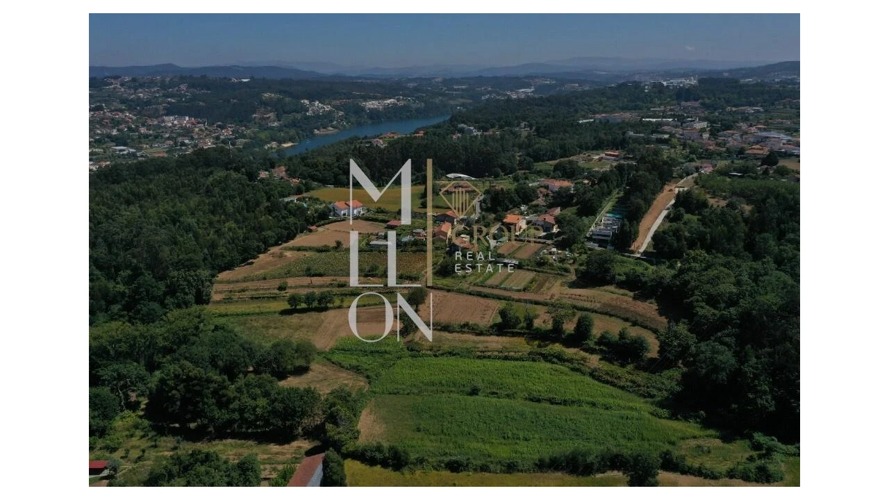 Quinta T4 para Venda em Avintes Foto 11