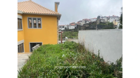 Moradia T3 para Venda em Vinhais