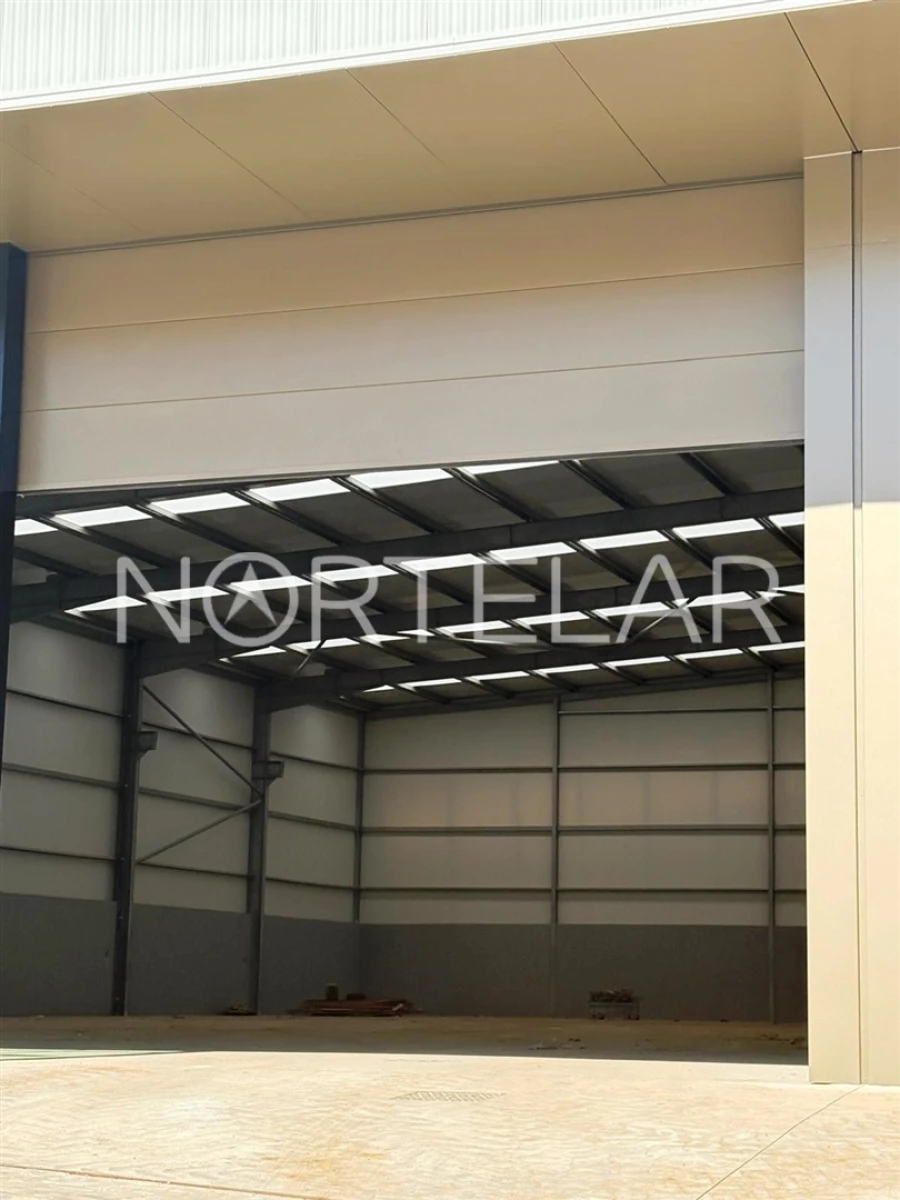 Armazém para Arrendamento em Ribeirão Foto 7