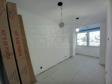 Apartamento T4 para Venda em Laranjeiro e Feijó