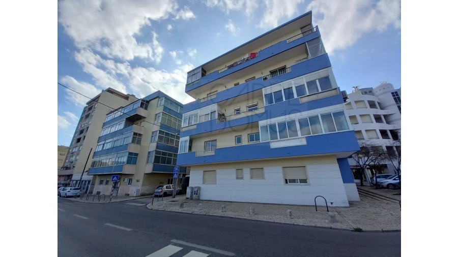 Apartamento T4 para Venda em Laranjeiro e Feijó Foto 38