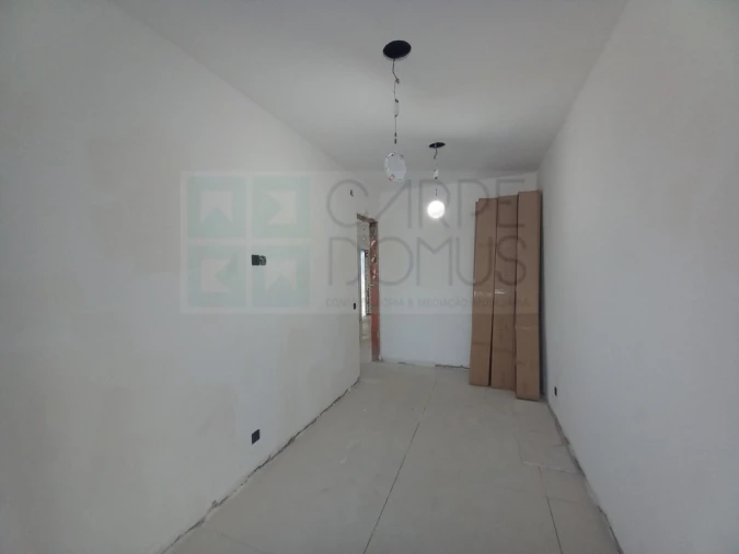 Apartamento T4 para Venda em Laranjeiro e Feijó Foto 17