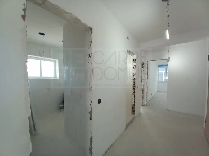Apartamento T4 para Venda em Laranjeiro e Feijó Foto 18