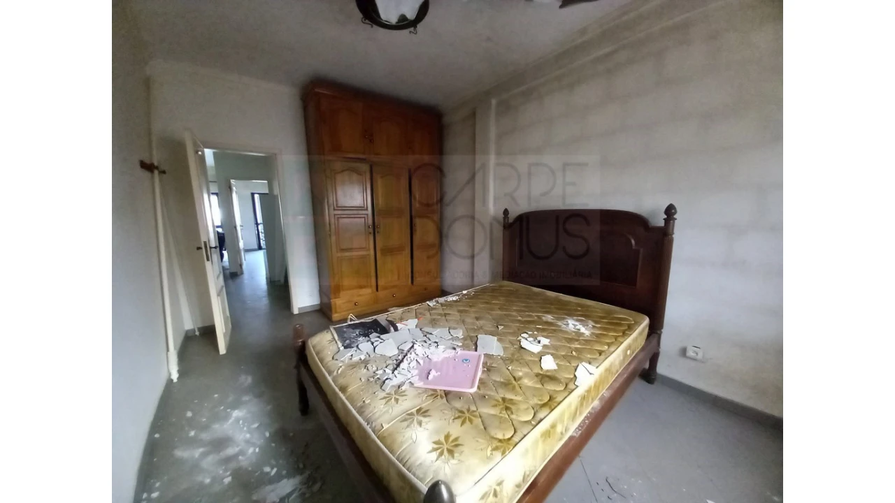 Apartamento T3 para Venda em Costa da Caparica Foto 17