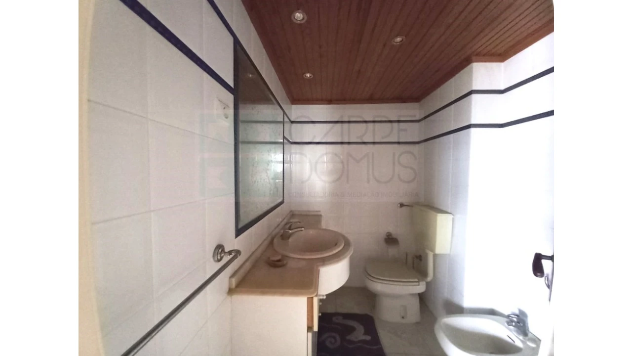 Apartamento T3 para Venda em Costa da Caparica Foto 21