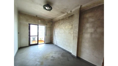 Apartamento T3 para Venda em Costa da Caparica