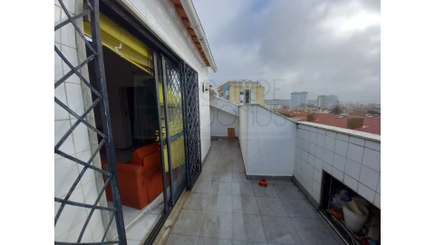 Apartamento T3 para Venda em Costa da Caparica