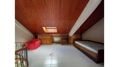 Apartamento T3 para Venda em Costa da Caparica