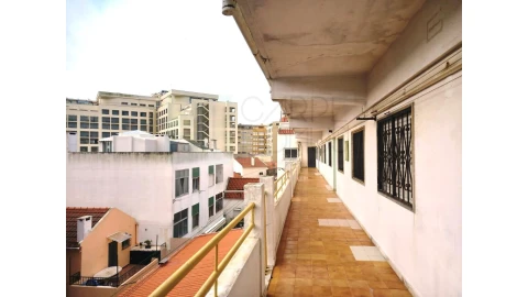 Apartamento T3 para Venda em Costa da Caparica