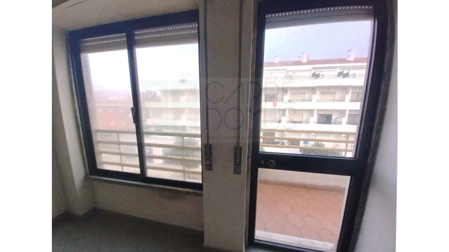 Apartamento T3 para Venda em Costa da Caparica Foto 27
