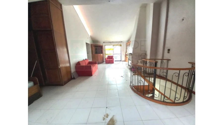 Apartamento T3 para Venda em Costa da Caparica Foto 12