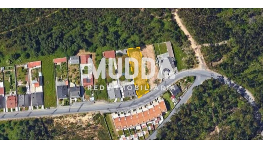 Terreno para Venda em Canedo, Vale e Vila Maior