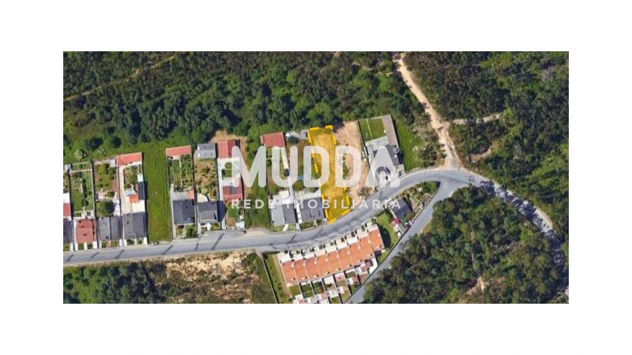 Terreno para Venda em Canedo, Vale e Vila Maior Foto 1