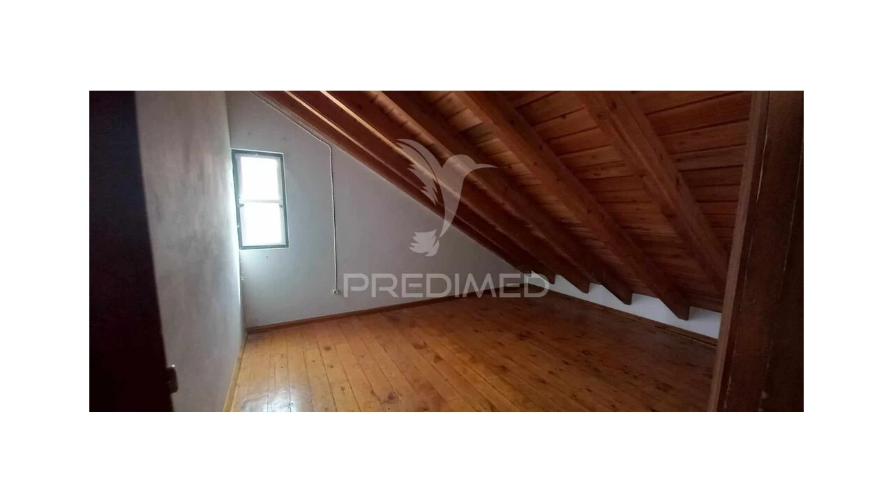 Moradia T4 para Venda em Santo Antonio Foto 13