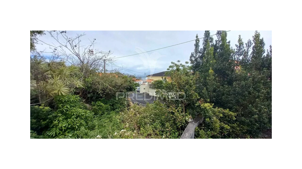 Moradia T4 para Venda em Santo Antonio Foto 7