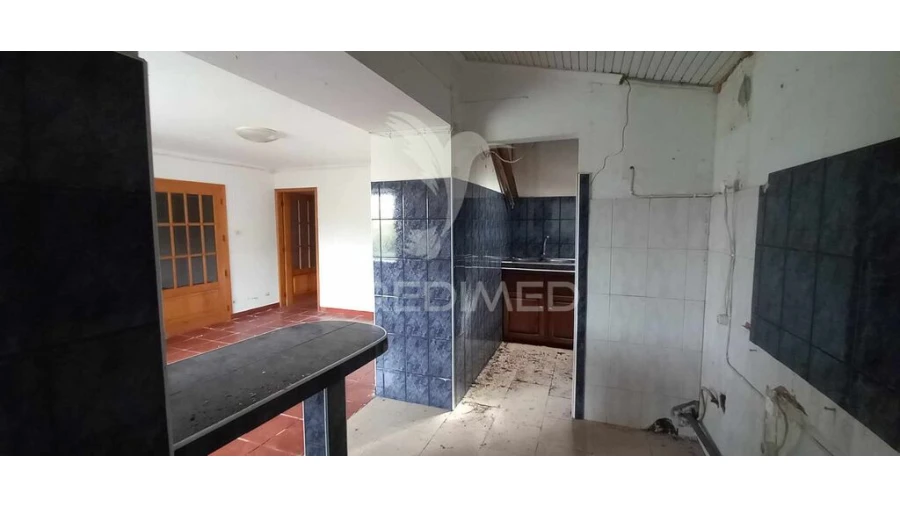 Moradia T4 para Venda em Santo Antonio Foto 12