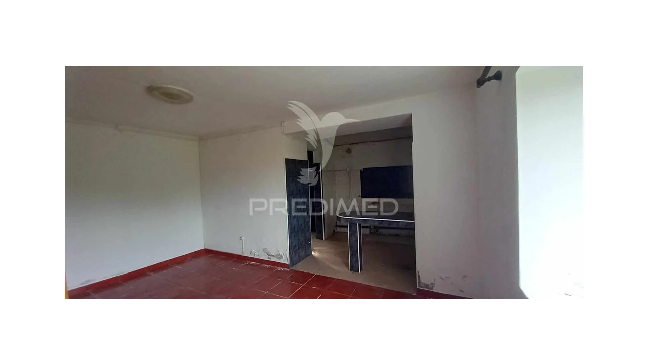 Moradia T4 para Venda em Santo Antonio Foto 11