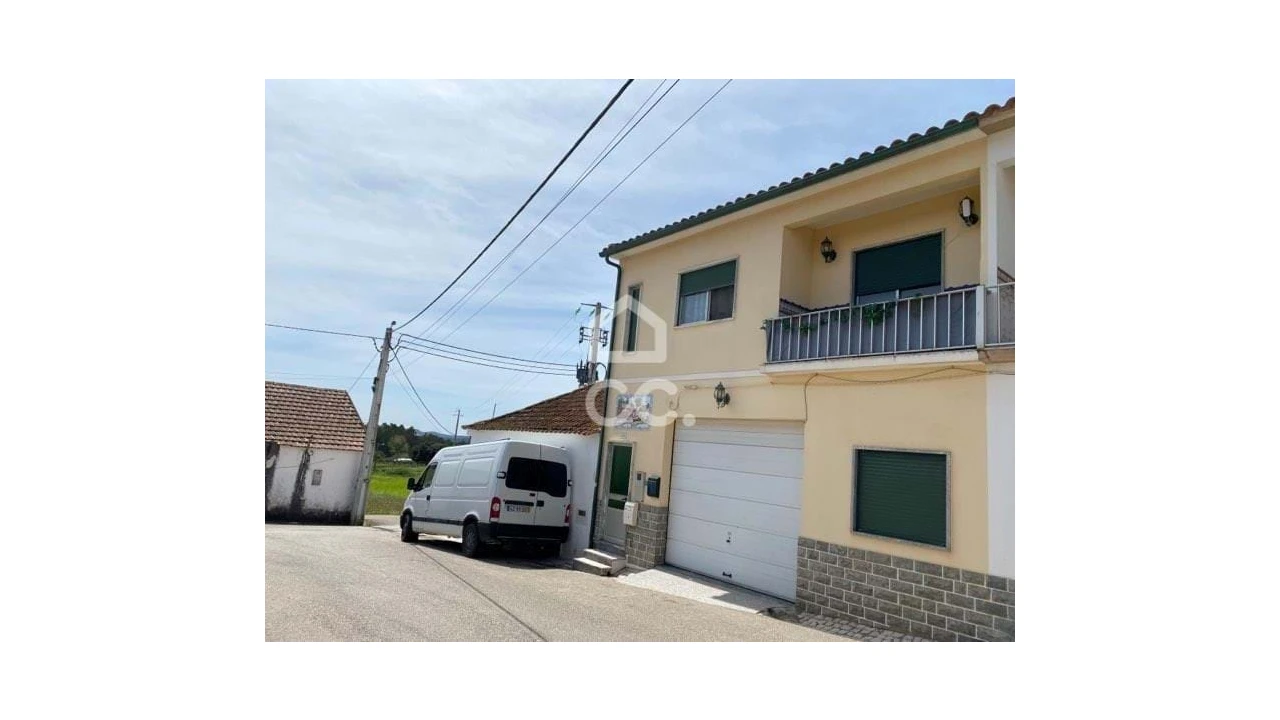 Moradia T2 para Venda em Campelos e Outeiro da Cabeça Foto 2